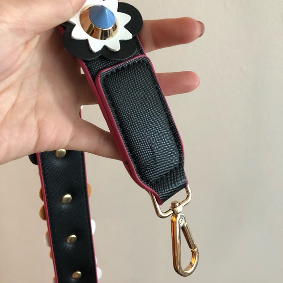 Multicolour Floral Strap in Black - Picture 4 of 6